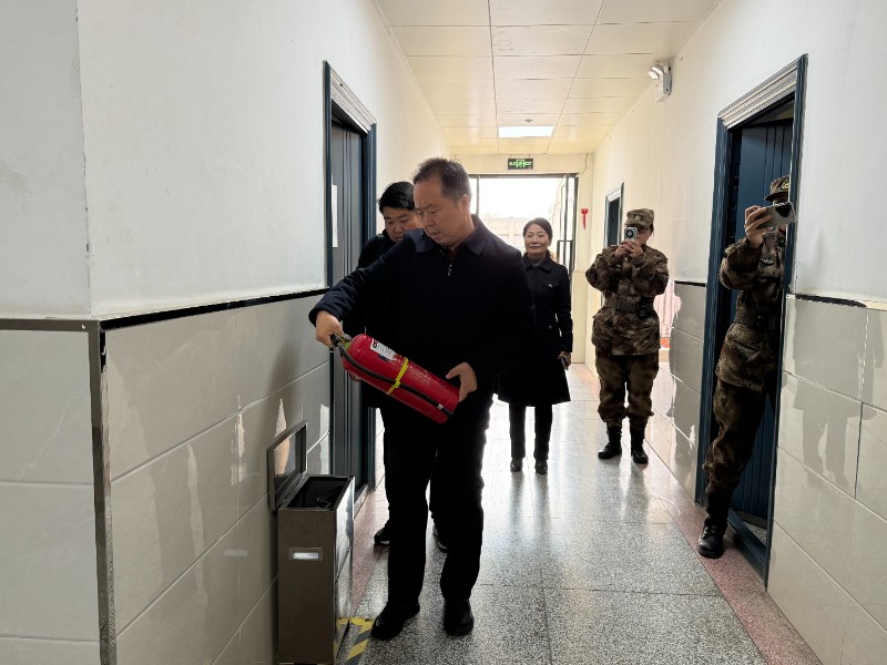 1765329805267481.jpg 3檢查消防設(shè)施.jpg