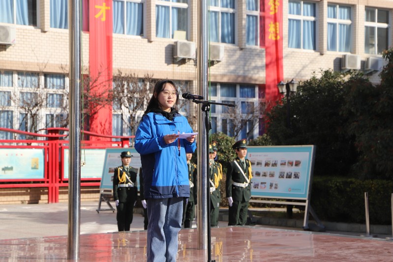 學生代表發(fā)言.JPG