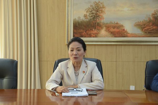 副校長陳紅霞對進一步推進學校課程思政建設做部署_副本.jpg