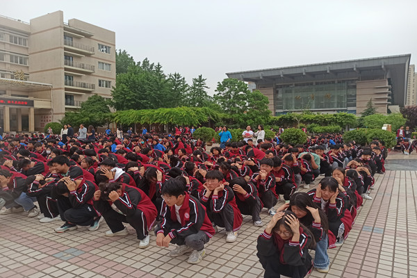各班級(jí)清點(diǎn)人數(shù)_副本.jpg